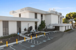 Medical & Professional Building